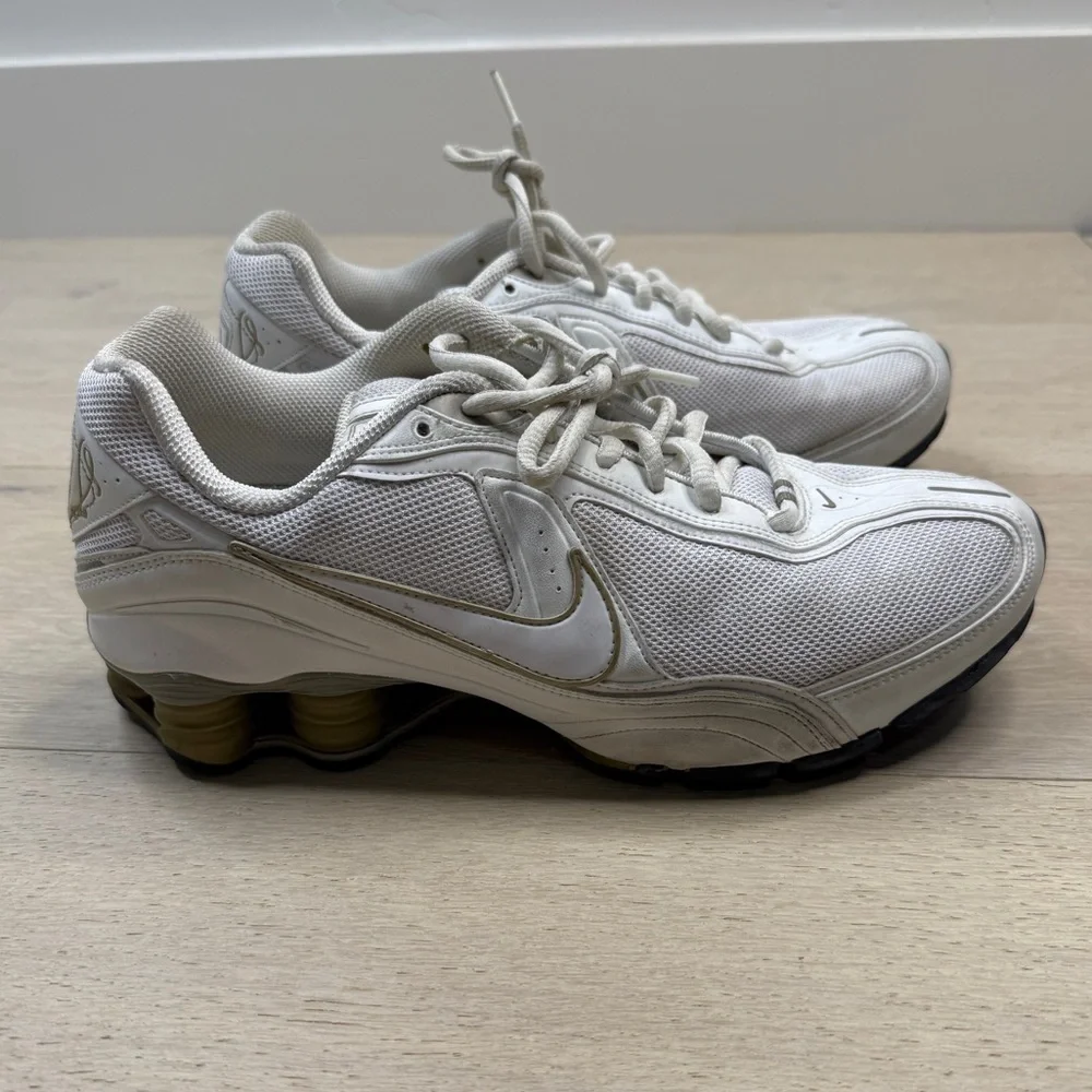Nike Women's White and Gold Sneakers